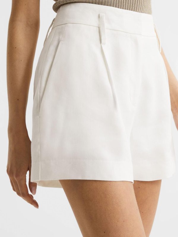 Attireforge.shop00225e1d28 4