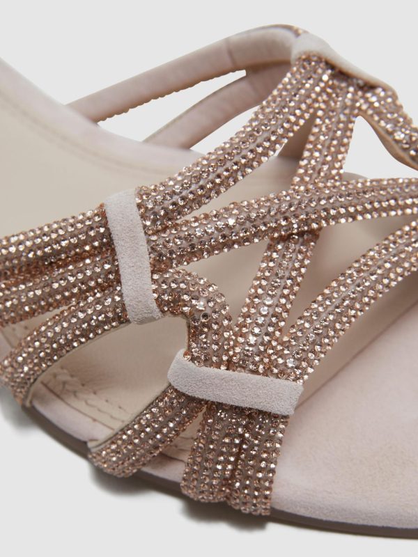 Attireforge.shop0406f6f65f 5