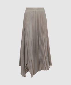 Attireforge.shop068be08b98 2