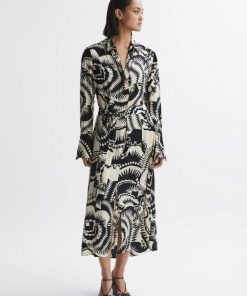 Attireforge.shop0b8c53c068 1