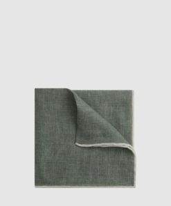 Attireforge.shop0c833b6943 3