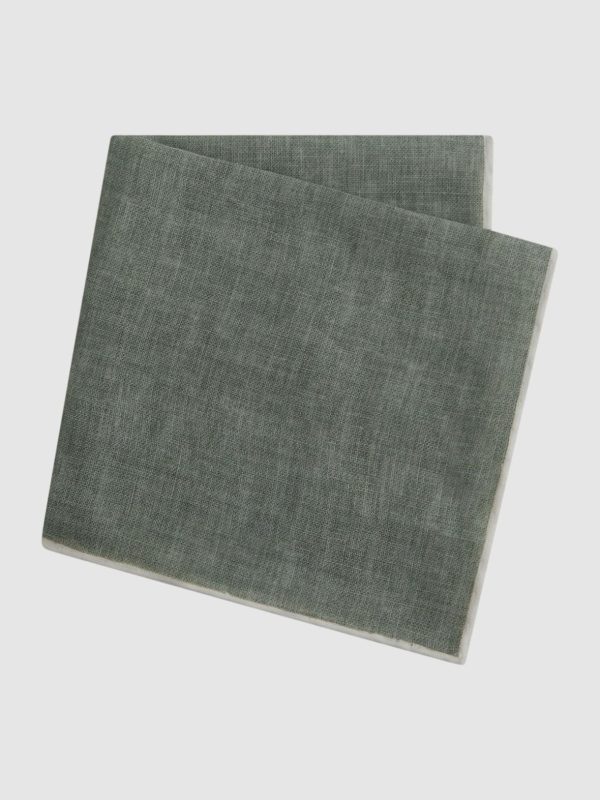 Attireforge.shop0c833b6943 3