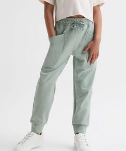 Attireforge.shop0c93805f32 3