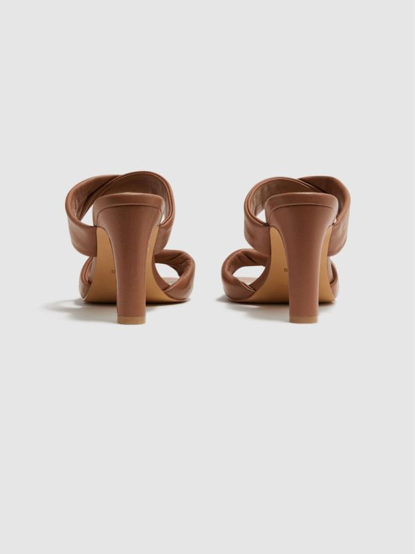 Attireforge.shop0d5bb51421 4