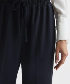 Attireforge.shop0e131f71b0 4