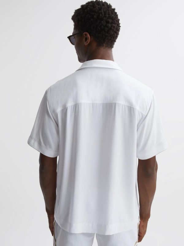 Attireforge.shop0f16e3b5e2 5