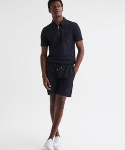 Attireforge.shop115548935c 3