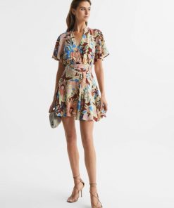 Attireforge.shop147320079e 3