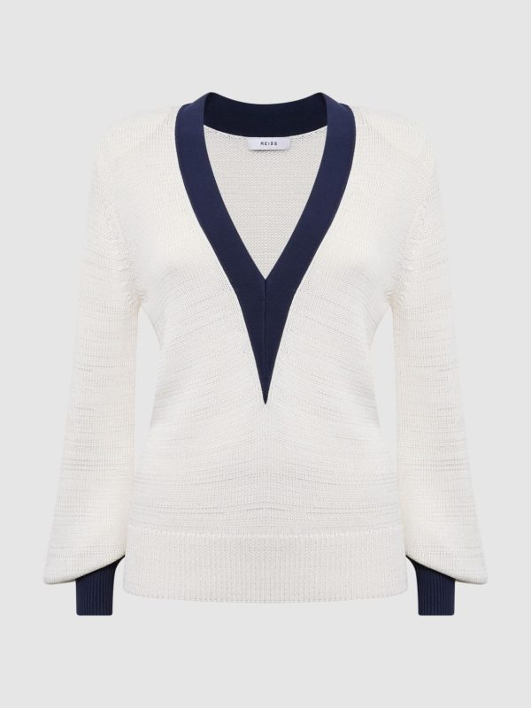 Attireforge.shop17e2212df0 2