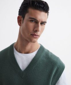 Attireforge.shop18d3dac7fa 4