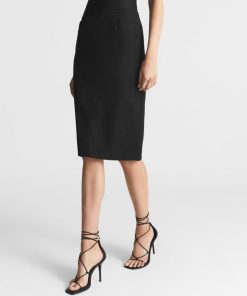 Attireforge.shop1e75617b65 1