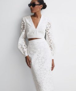 Attireforge.shop21294fe620 1