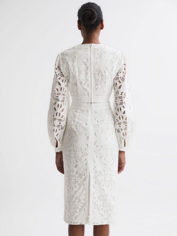 Attireforge.shop21294fe620 4