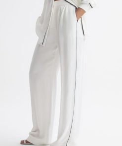 Attireforge.shop236f7ca712 4