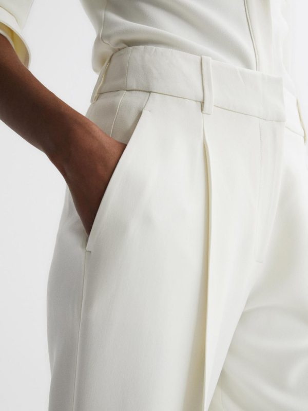 Attireforge.shop2473b1db3f 4