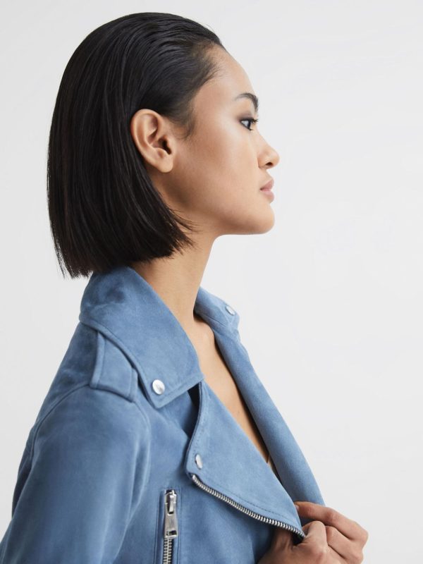 Attireforge.shop24a088684a 4