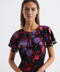 Attireforge.shop2f7b7739ba 4