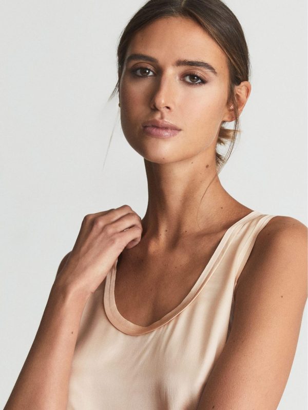 Attireforge.shop3136efb9cc 1