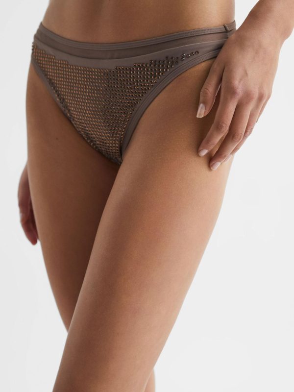 Attireforge.shop337b154745 4