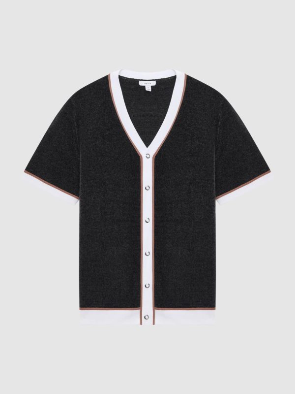 Attireforge.shop3b07409b32 2