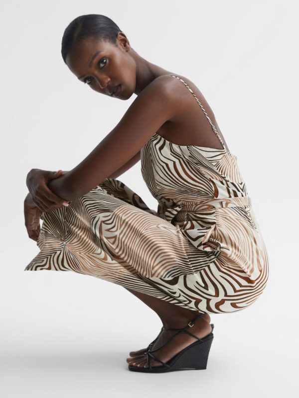 Attireforge.shop3ca1b16c77 2