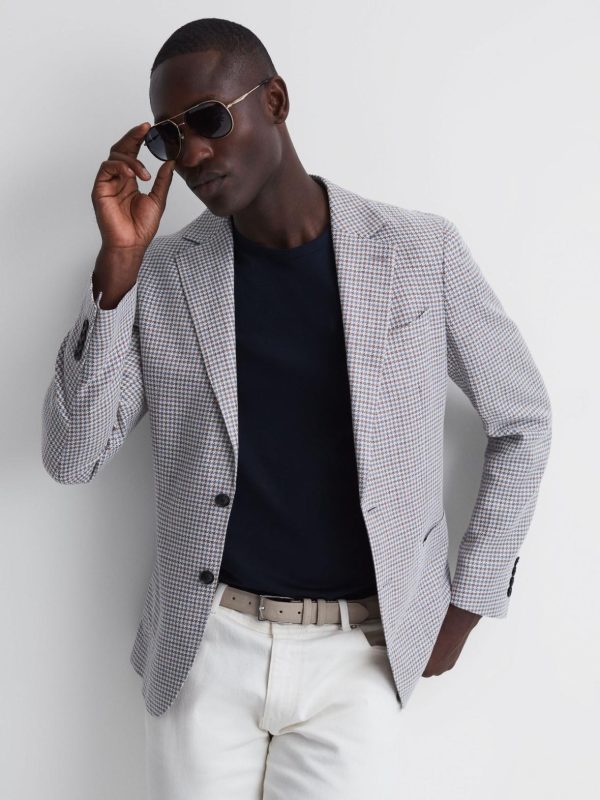 Attireforge.shop3d69ecfb07 4