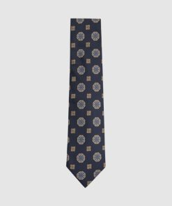 Attireforge.shop4ca813fecb 1