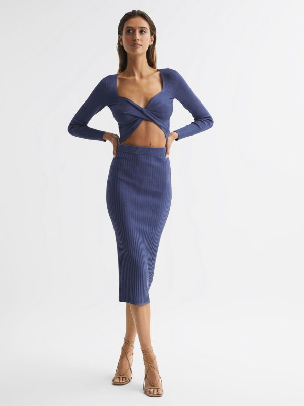 Attireforge.shop4d85116693 3