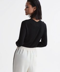 Attireforge.shop54b69e7ac3 5