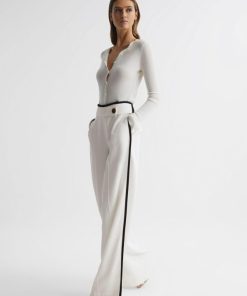 Attireforge.shop54dbf3f9d9 3