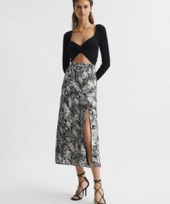 Attireforge.shop559a2a04f9 3