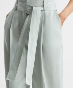 Attireforge.shop57d1784427 4