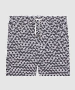 Attireforge.shop5aa7500753 2