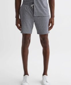 Attireforge.shop5aa7500753 3