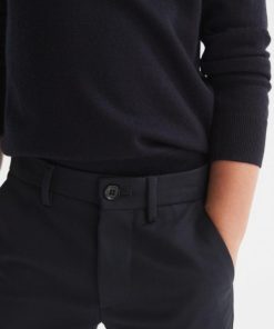 Attireforge.shop5bcee32600 4