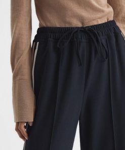 Attireforge.shop5c45fcff27 4