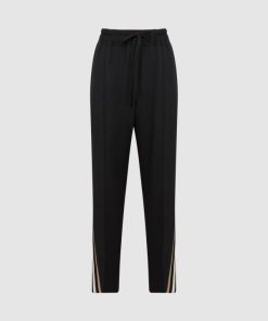 Attireforge.shop5f8d158467 2