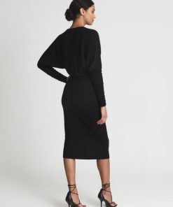 Attireforge.shop6071dda80e 5