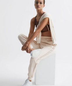 Attireforge.shop608663595d 1