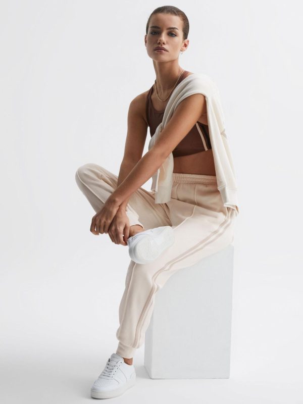 Attireforge.shop608663595d 1