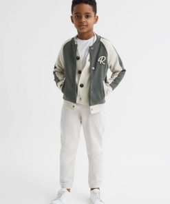 Attireforge.shop610a5e35b1 1