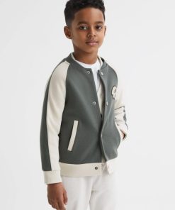 Attireforge.shop610a5e35b1 3