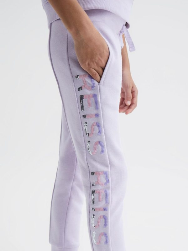 Attireforge.shop620dcc2b69 4