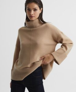 Attireforge.shop6243c57c67 4