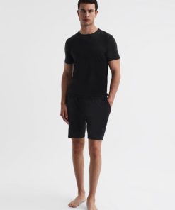 Attireforge.shop63941604f5 3