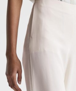 Attireforge.shop653118913d 4