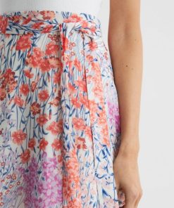 Attireforge.shop657e132f55 4