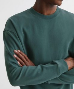 Attireforge.shop663f40599d 4