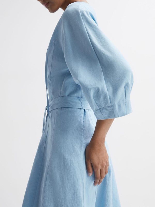 Attireforge.shop69451a53e9 4