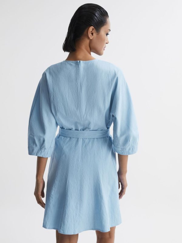 Attireforge.shop69451a53e9 5